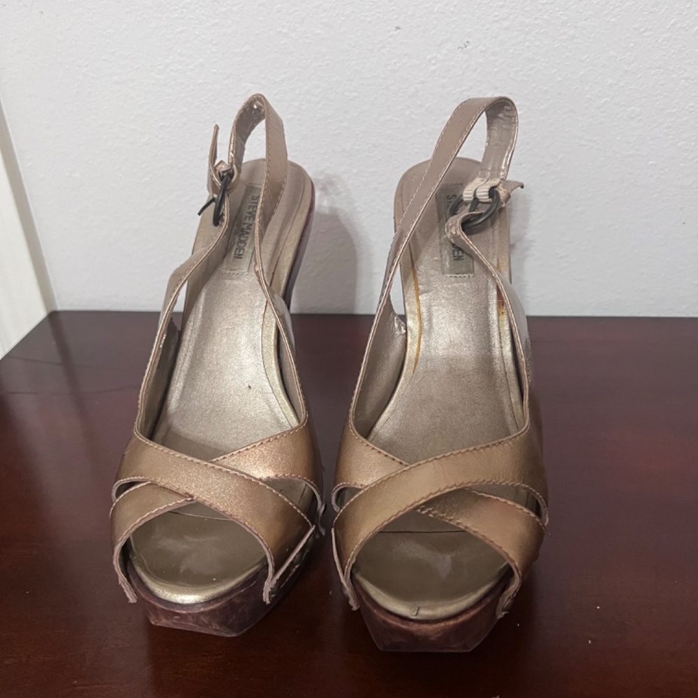 Used shoes - Picture 11 of 16